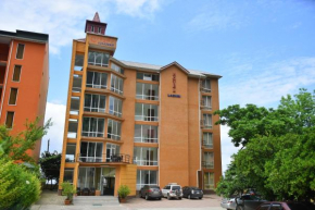  Lazuri Hotel  Квариати